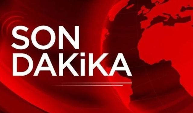 Sinanpaşa’da otomobil direğe çarptı: Yaralılar var!