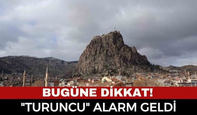 Gök Yarılacak! Meteoroloji’den Afyonkarahisar İçin "Turuncu" Alarm: O Saatten İtibaren Sakın Hazırlıksız Çıkmayın