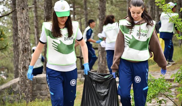 Afyonkarahisar’da “Orman Benim” Projesi ile Doğaya Sahip Çıkıldı