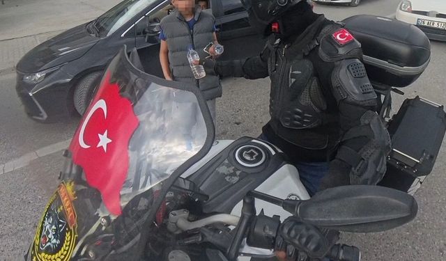 Eskişehir’de Yürekleri Isıtan Diyalog: "Sen Benim Türk Bayrağımı Taşıyorsun Abi!"