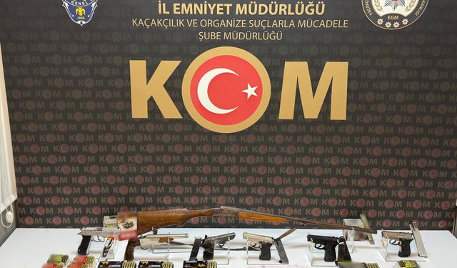 Afyonkarahisar’da suç örgütüne şafak baskını! 11 farklı adrese girildi: Evlerden çıkanlar polisi bile şoke etti...