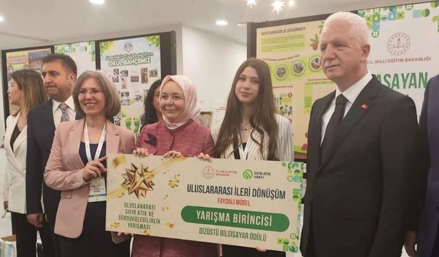 Genç mucitten büyük başarı: Sıfır atık yarışmasında Türkiye birinciliğini Afyonkarahisar’a getirdi