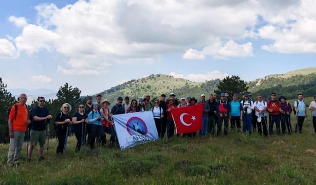 AFDOS doğa tutkunlarını Çukurca'da bir araya getirdi