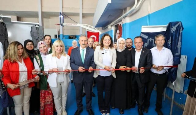 Başkan Köksal’dan emek dolu sergiye ziyaret