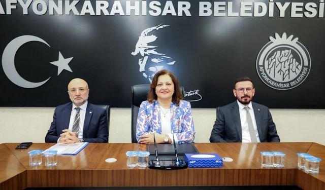 AK Parti İl Başkanı Şahin, Başkan Köksal’ı ziyaret etti: Yerel çalışmalar masaya yatırıldı