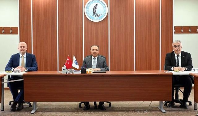 Afyon’da YKS 2026 hazırlıkları hızlandı: Sınav güvenliği ve ulaşım tedbirleri görüşüldü