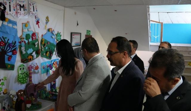 Bolvadin Halk Eğitimi Merkezinde el emeği ürünler görücüye çıktı