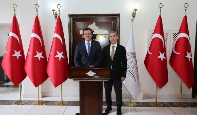 AK Parti Genel Başkan Yardımcısı Nihat Zeybekci Vali Aktaş'ı ziyaret etti