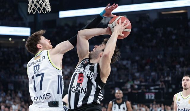 Fenerbahçe Beko Deplasmanda Beşiktaş GAİN’i Devirerek Üst Üste Üçüncü Kez Şampiyon!