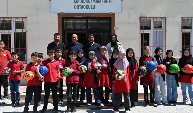 Başkan Koyuncu’dan Seçim Vaadi Daha Hayata Geçti: Okullara Spor Desteği Projesi Başladı