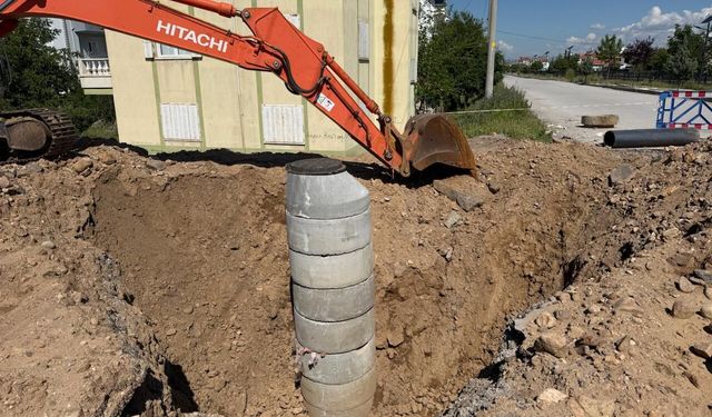 Sandıklı’da Sel ve Dolu Sonrası Hummalı Çalışma: Ekipler Aralıksız Sahada!