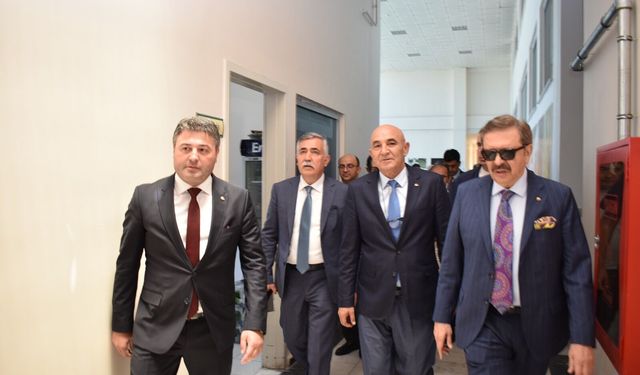 TOBB Başkanı Hisarcıklıoğlu’ndan Afyonkarahisar’da Dev Yatırıma Övgü: "Mehmet Mühsürler ve Ekibini Kutluyorum"