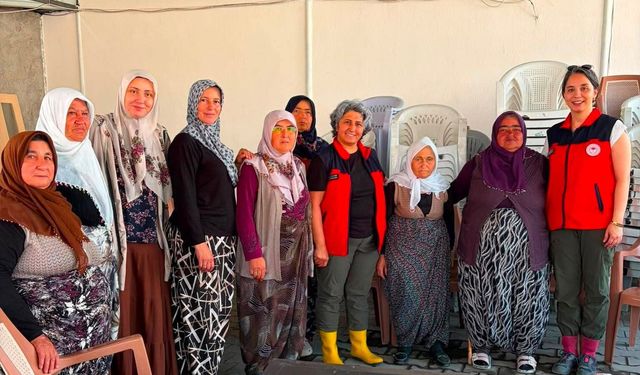 İhsaniye’de Kadın Çiftçilere "Çiğ Süt" Eğitimi: Kalite ve Hijyen Kuralları Anlatıldı