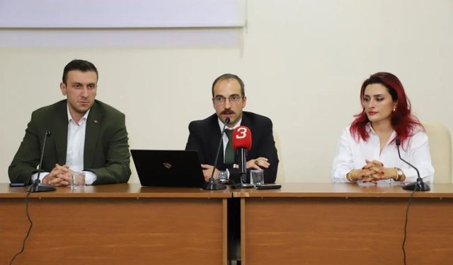 Akü’de “Geleceğin hukuk meslekleri” söyleşisi gerçekleşti
