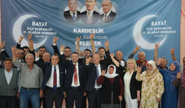 Bayat'ta MHP kongresi tamamlandı: Salih Canacık yeniden ilçe başkanı seçildi
