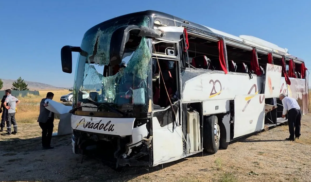 Kütahya-Afyonkarahisar yolundaki otobüs kazasında yeni gelişme: 25 yaralı taburcu edildi