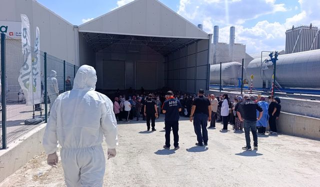 Afyonkarahisar’da serada kimyasal facia: 40 işçi zehirlendi, hastaneye kaldırılanlar var!