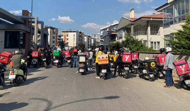Afyonkarahisar’da kuryelerden Trio Vista Konakları'na tepki: “Biz hırsız değiliz, işimizi yapıyoruz”