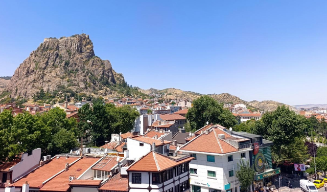 Afyonkarahisar’da Hafta Sonu Alarmı: Bugün ve Yarın Afyon'da Hava Nasıl Olacak?