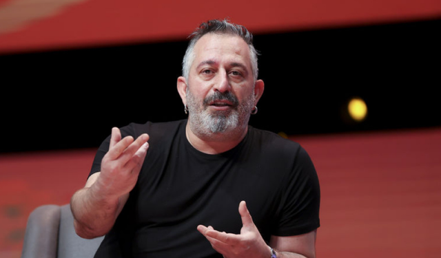 Cem Yılmaz Kalp Krizi mi Geçirdi, Durumu Nasıl? Ünlü Komedyen Cem Yılmaz Acil Olarak Hastaneye Kaldırıldı