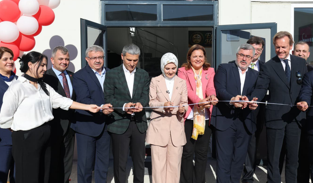 Emirdağ OSB'de helva fabrikası açıldı: Günlük 24 ton üretim yapılacak!