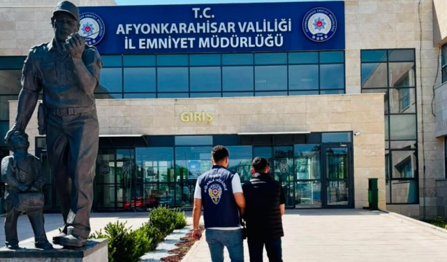 Afyonkarahisar'da aranan dolandırıcılık hükümlüsü yakalandı