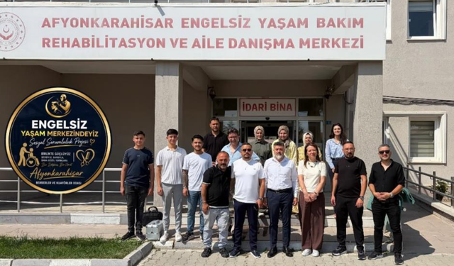 Afyonkarahisar'da örnek dayanışma: Özel bireyler için gönüllü saç bakımı