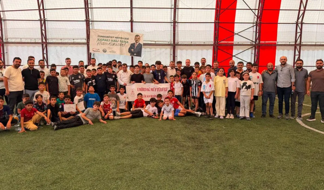 Emirdağ'da Yaz Kur'an Kursları Futbol Turnuvası Sona Erdi: Kupa Sahiplerini Buldu