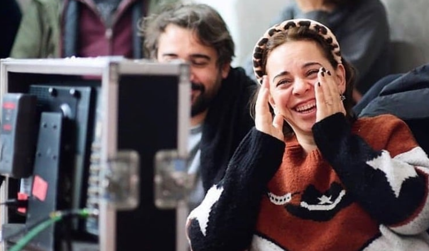 Zeynep Günay Tan Kimdir? Evli mi, Sevgilisi Kim? Yönetmen Zeynep Günay'ın Projeleri