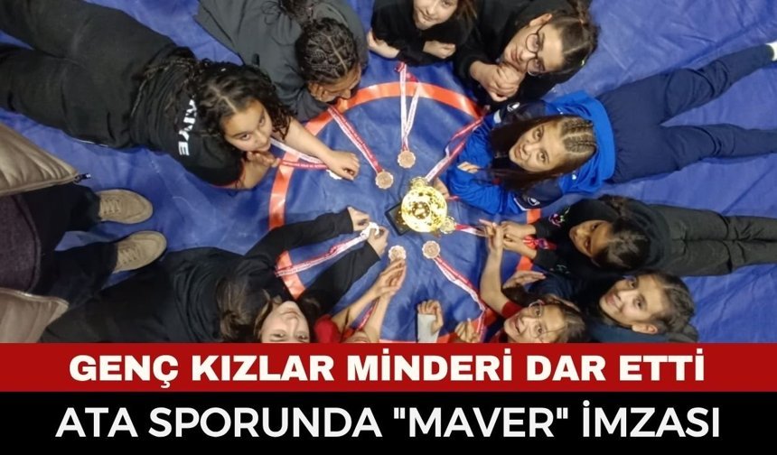 Afyon’da Güreşin Yıldızları Parladı: Maver Kemal Arsoy Ortaokulu Takım Halinde Şampiyon!