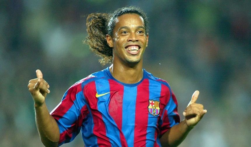 Ronaldinho hangi takımla anlaştı? Ronaldinho futbola geri mi dönüyor, mevkisi ne olacak?