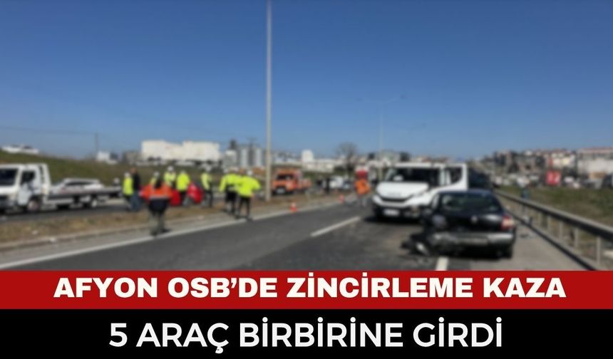 Afyonkarahisar OSB'de Feci Zincirleme Kaza: Çarpışıp Savrulan Araç Park Halindeki 3 Otomobili Biçti