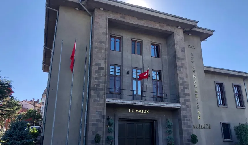 Valilik acil koduyla uyardı! Hava sıcaklıkları yükseldi, Afyonkarahisar'da ormanlık alanlar için alarm verildi...