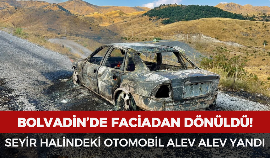 Bolvadin’de faciadan dönüldü! Seyir halindeki otomobil alev alev yandı