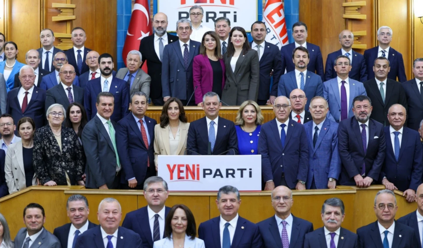 YENİ Parti’de çerçeve yasaya kimler hayır dedi? İşte 54 milletvekilinin listesi