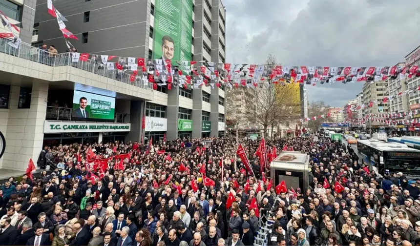 Tarihi kopuş gerçekleşti: CHP 37 yıllık kalesini kaybetti!